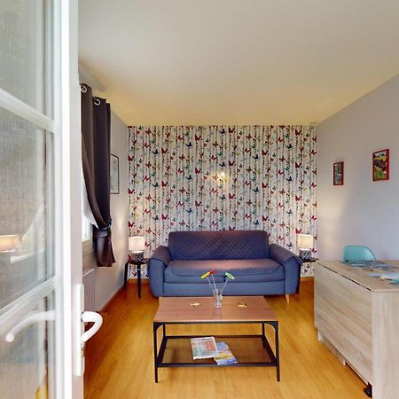Les Deux Anes Bed & Breakfast Veuves Bagian luar foto