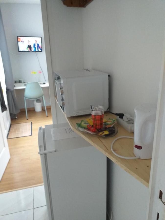 Les Deux Anes Bed & Breakfast Veuves Bagian luar foto
