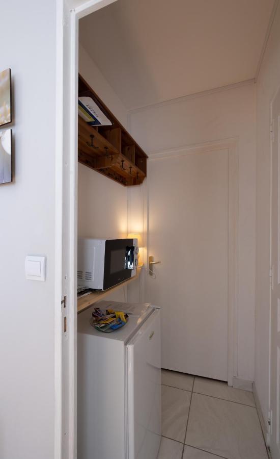 Les Deux Anes Bed & Breakfast Veuves Bagian luar foto